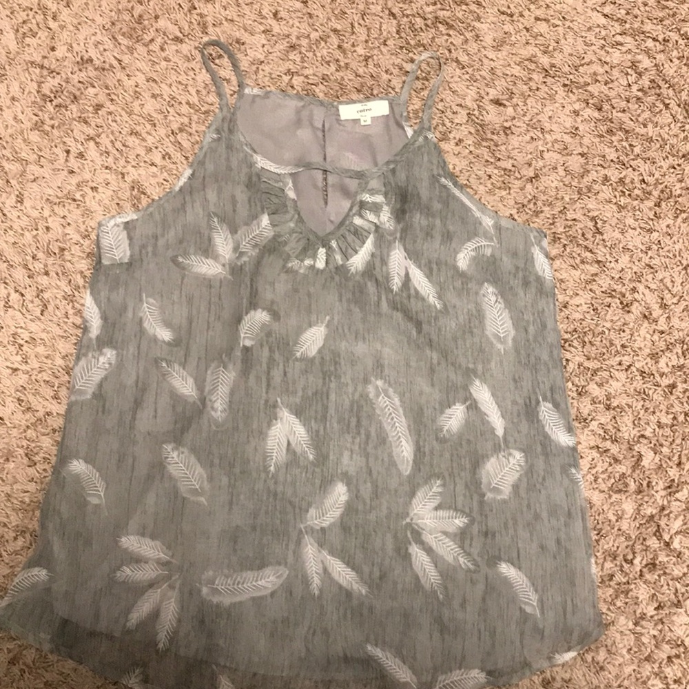 Feathers top
